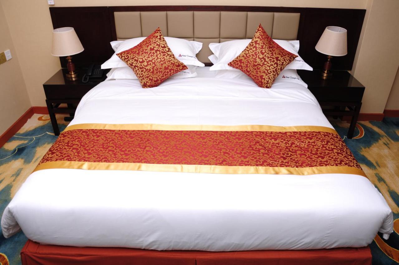 Hotel Triangle Mbarara Екстер'єр фото