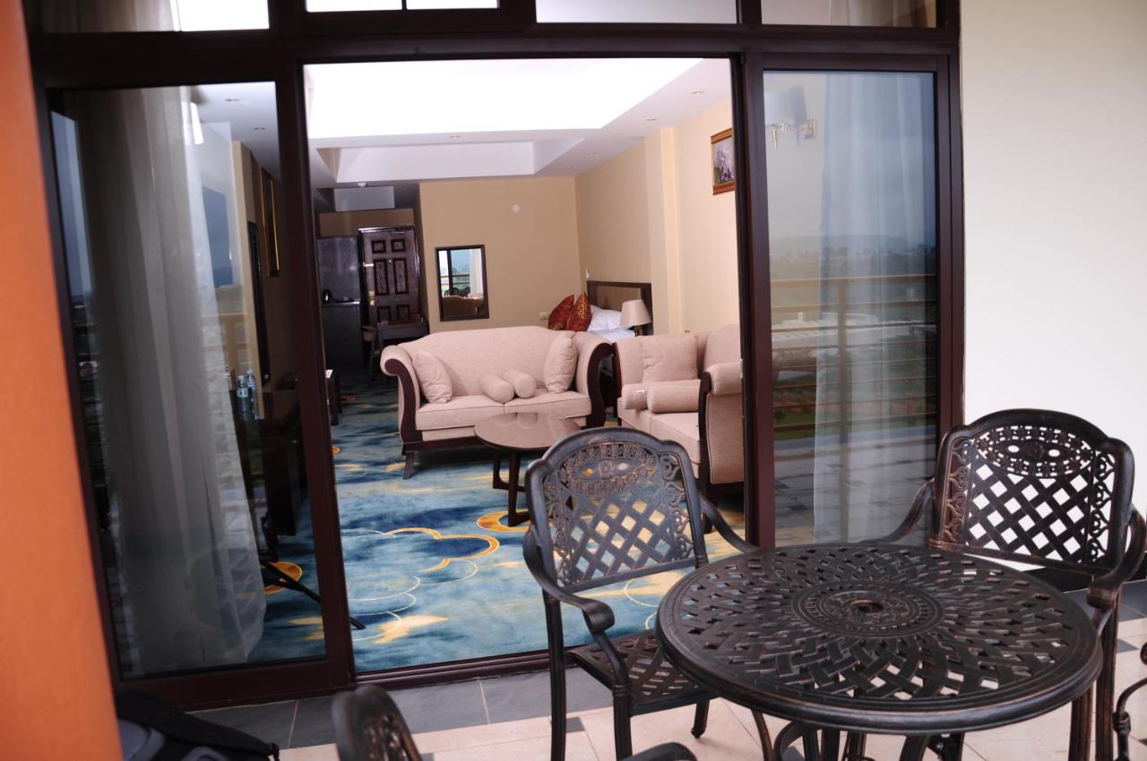 Hotel Triangle Mbarara Екстер'єр фото