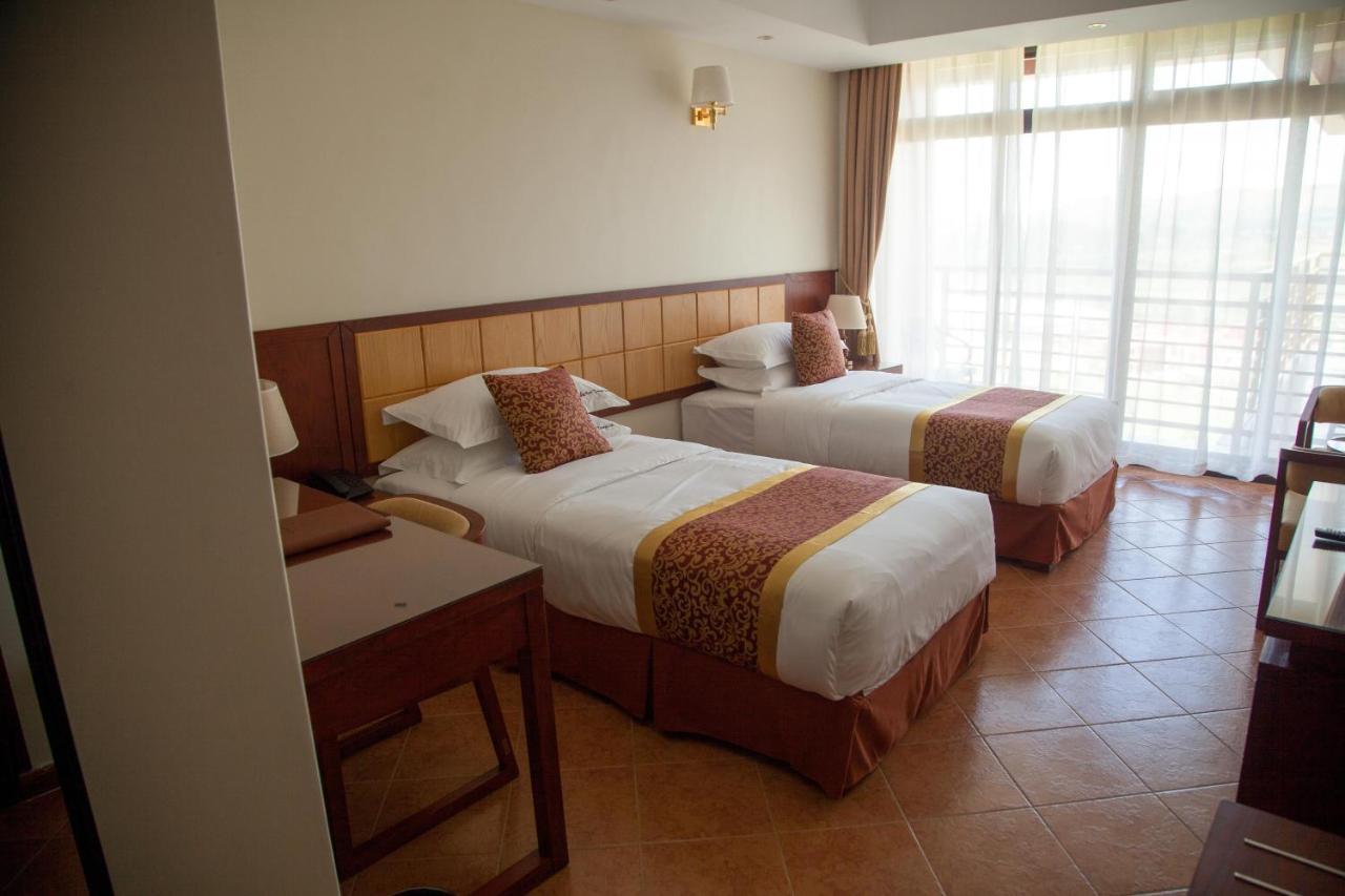 Hotel Triangle Mbarara Екстер'єр фото